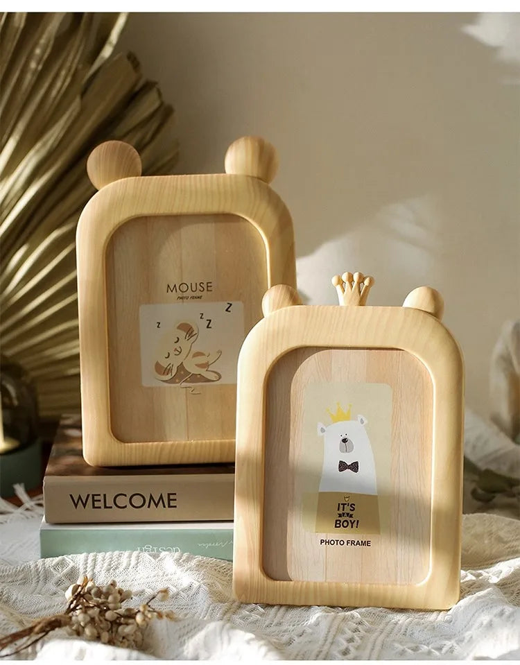 Scandinavian 7-Inch Photo Frame β Perfect for sweet memories and table decor π£