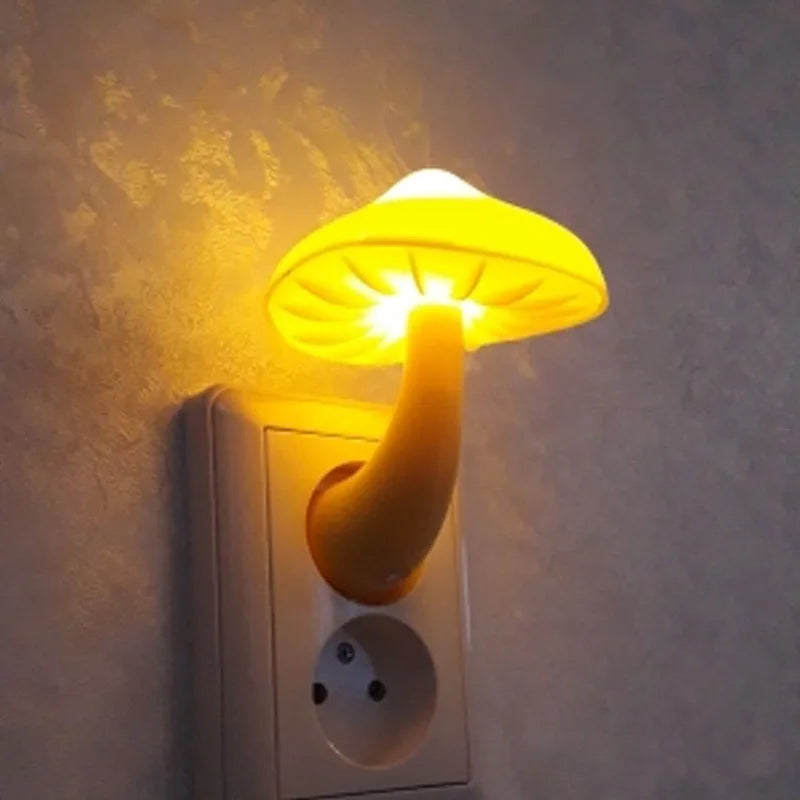 Mushroom LED Night Light with Wall Socket β Warm White Light-Control Sensor Lamp for Bedroom Decoration (EU/US Plug) πβ¨