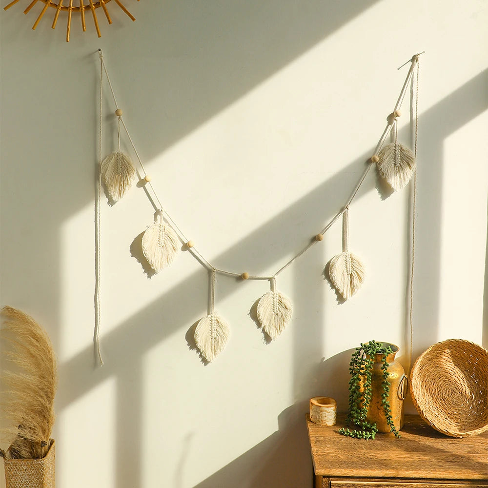 Large Boho Macrame Tapestry β Leaf Pattern with Tassels, Perfect for Christmas and Home Decor in Bedrooms and Living Rooms πΏ