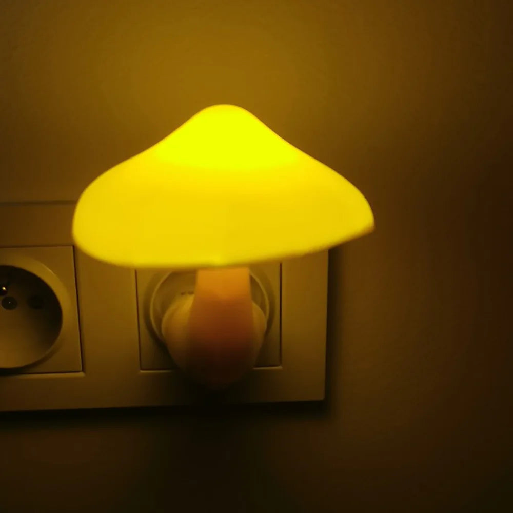Mushroom LED Night Light with Wall Socket β Warm White Light-Control Sensor Lamp for Bedroom Decoration (EU/US Plug) πβ¨